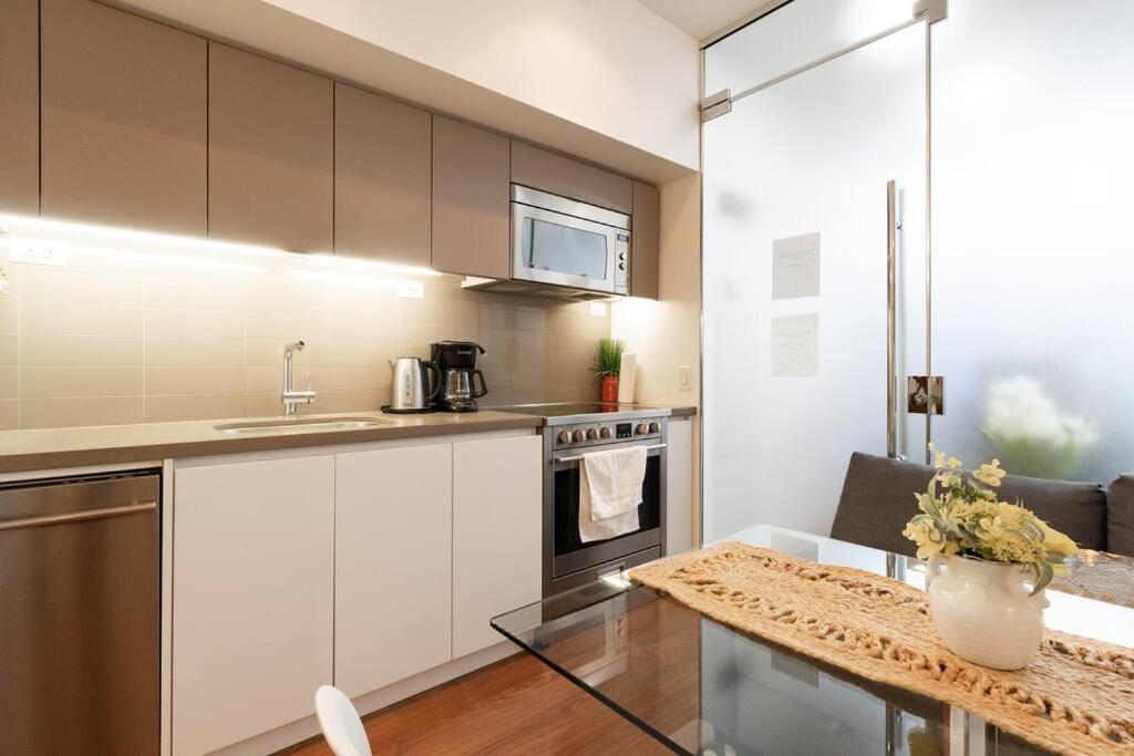 Luxe 2 Bed Suite Downtown Toronto Near Waterfront Εξωτερικό φωτογραφία
